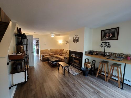 106 Woodland Grn, Rochester, NH 03868-5700