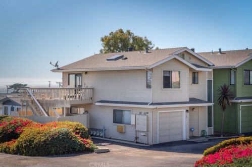 97 10th St, Cayucos, CA 93430-1300