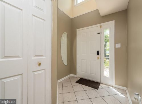3906 Cotton Tree Ln, Burtonsville, MD 20866-3103