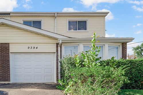 9394 Hamlin Ave, Des Plaines, IL 60016-7406