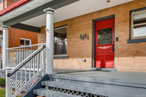 1221 Elizabeth St, Denver CO  80206-3219 exterior