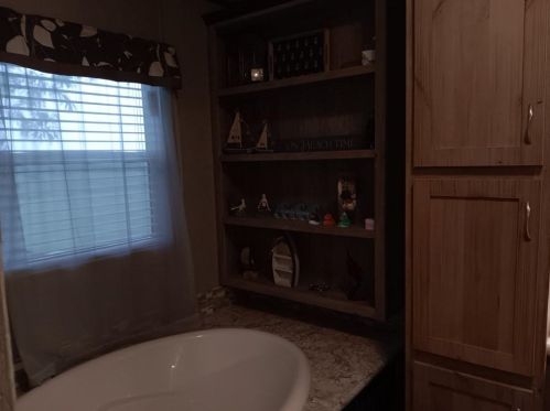 2645 Fairway Dr, Angleton TX 77515-7396 exterior