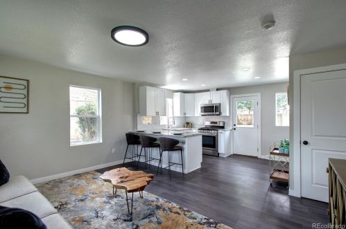 2665 Olive St, Denver CO  80207-2916 exterior