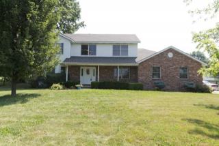 3602 River Rd, Riverton, IL 62561-9569