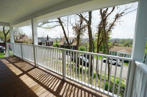 5082 Grandview Pl, Cincinnati OH  45212-2232 exterior
