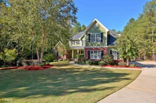 135 Primrose Pass, Newnan, GA 30265-4131