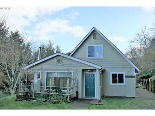 47806 Grouse Ln, Langlois, OR 97450-9637