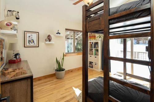 12755 Rainbow Dr, Truckee CA  96161-2645 exterior