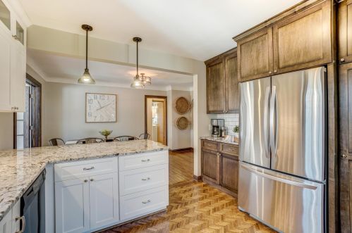1930 Arona St, Saint Paul MN  55113-5843 exterior