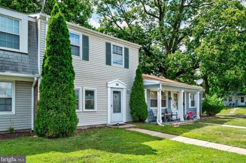 28 Rutledge Pl, Willingboro, NJ 08046-2518