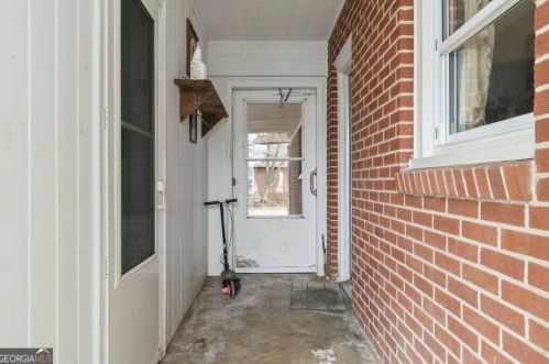 232 Mountain View Rd, Trion, GA 30753-5234