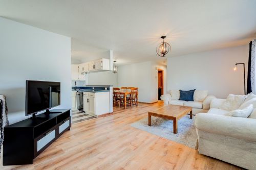 1312 Hilo Ave, Saint Paul MN  55128-6006 exterior