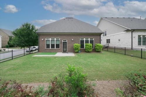 3496 Brookleigh Ln, Atlanta GA  30319-2218 exterior