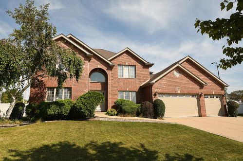 18300 White Oak Ct, Tinley Park, IL 60487-8631