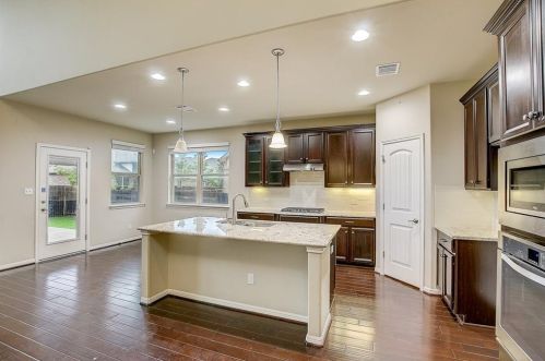 600 Seminole Canyon Dr, Georgetown, TX 78628-7220