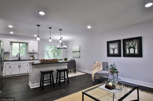 4353 Bear Path Trl, Saint Paul MN  55122-2218 exterior