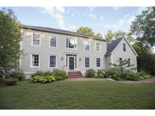 32 Partridge Hill Rd, Newfields, NH 03856-8207