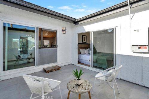 323 Calle Empalme, San Clemente CA  92672-2105 exterior