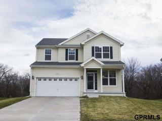 8801 Greenfield St, Omaha, NE 68136-1489