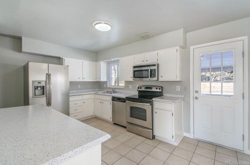 8307 Lehigh Dr, Denver CO  80237-1644 exterior