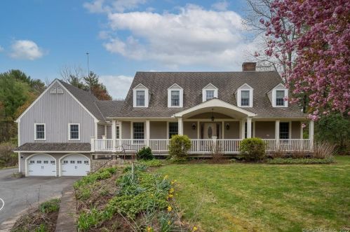 122 Hampden Rd, Somers, CT 06071-1270
