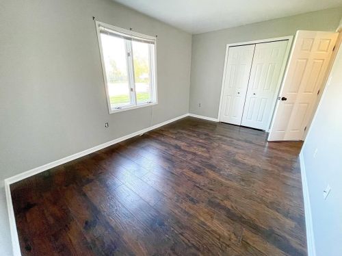 136 Meadows Cir, Crown Point IN  46307-8648 exterior