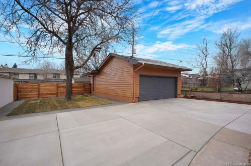 3440 Chase St, Denver CO  80212-7089 exterior