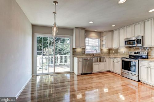2057 Stargrass Ct, Woodbridge, VA 22192-2959