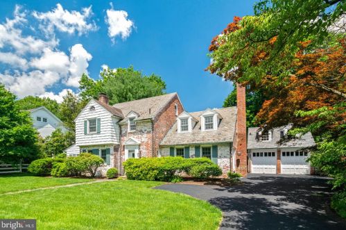 423 Kings Hwy, Tavistock, NJ 08033-2105