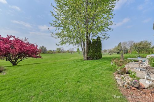 558 Pinebrook Dr, Lemont IL  60490-3121 exterior