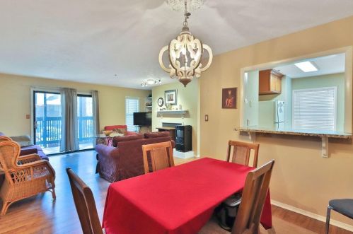 1602 Cumberland Ct, Smyrna GA  30080-8659 exterior