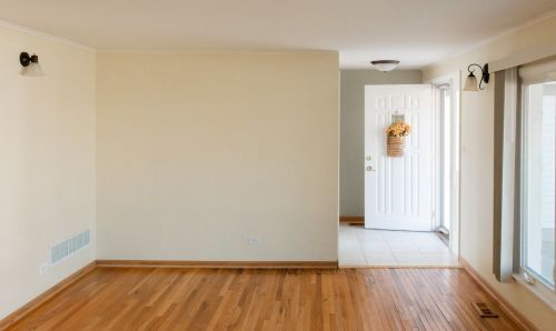 1827 Bittersweet Ln, Mount Prospect, IL 60056-1905