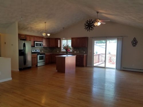 112 Olympia Ave, Woonsocket, RI 02895-4924