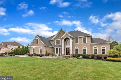 103 Tesoro Ln, Harrison Township, NJ 08062-2405