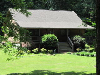 150 Black Hollow Rd, Ozone, TN 37854-4000