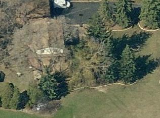 8164 Sunset Rd, Willowbrook, IL 60527-2506