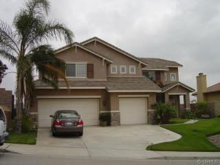 4869 Huntsman Pl, Fontana, CA 92336-0401