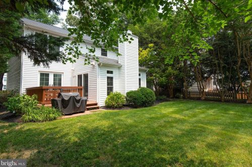 255 Lower Magothy Beach Rd, Severna Park MD  21146-2118 exterior