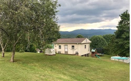 2199 Fairview Rd, Andrews, NC 28901-7429