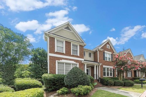 4753 Longcourt Dr, Atlanta, GA 30339-1697