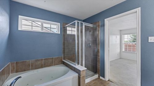 1281 Beechwood Dr, Uhland TX 78640-5718 exterior