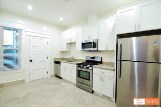 1413 Broderick St, San Francisco CA  94115-3304 exterior