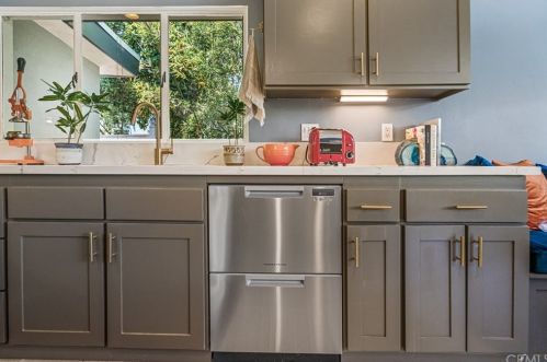 5177 Carlingford Ave, Riverside CA  92504-1311 exterior
