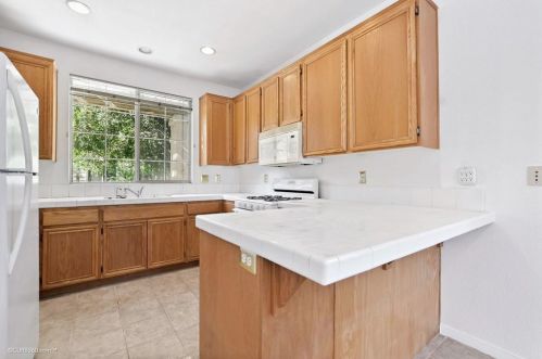 819 Laffey Ln, El Cajon, CA 92021-4667