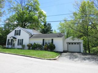 121 President Rd, Manchester, NH 03103-5920