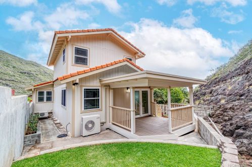 852 Kealahou St, Honolulu HI  96825-2910 exterior