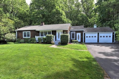 26 Overbrook Rd, Norwalk, CT 06851-3309
