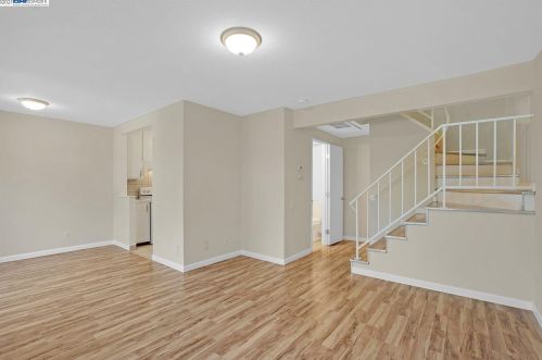 631 Balfour Dr, San Jose, CA 95111-1157