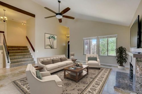 1610 Quiet Hills Dr, Oceanside, CA 92056-2919