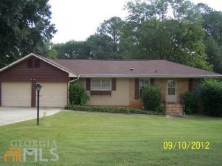 3620 Lakeshore Dr, Smyrna, GA 30082-3037